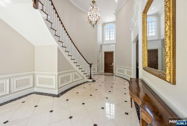 366 E Madison Avenue, Cresskill, NJ 07626