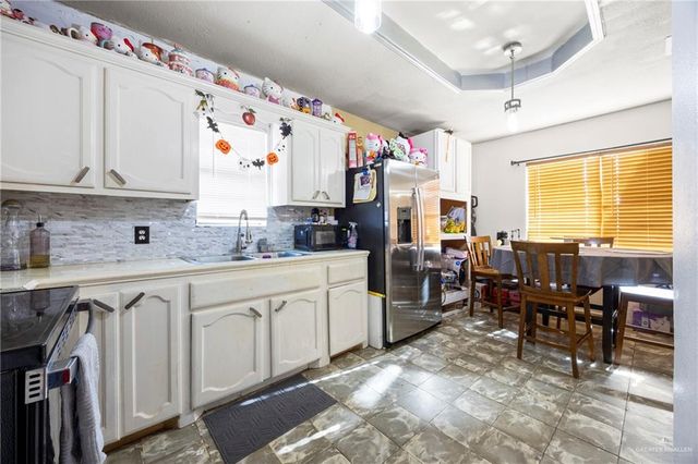 211 Ramon Private Road, Palmview, TX 78572