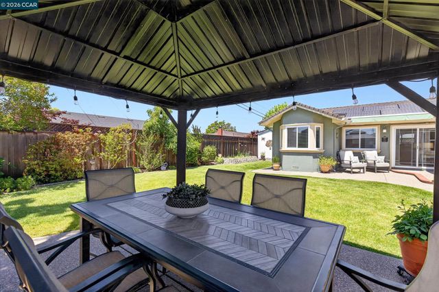 5133 Waller Ave, Fremont, CA 94536