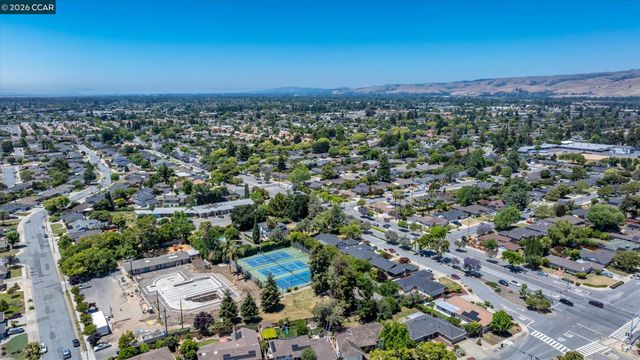 5133 Waller Ave, Fremont, CA 94536