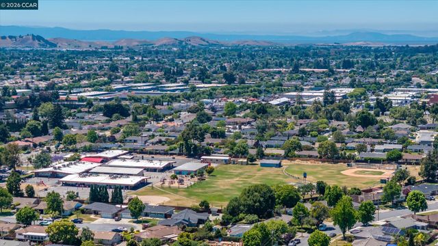 5133 Waller Ave, Fremont, CA 94536