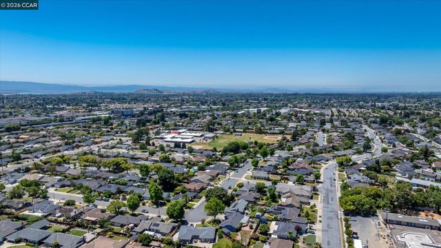5133 Waller Ave, Fremont, CA 94536