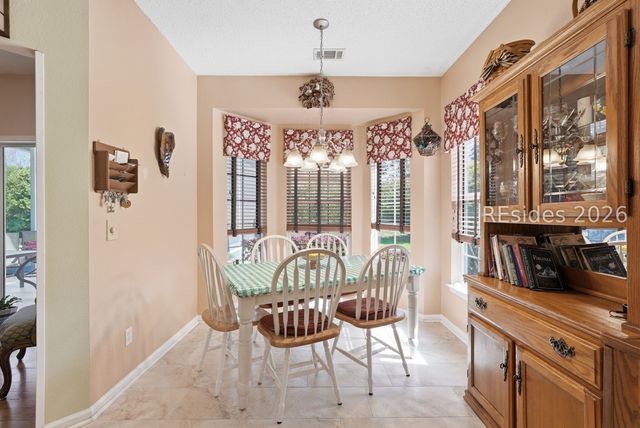 66 Holly Ribbons Cir, Bluffton, SC 29909