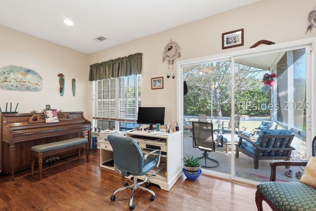 66 Holly Ribbons Cir, Bluffton, SC 29909