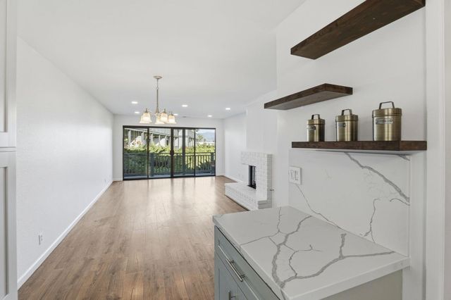 166 Kern Street 18, Salinas, CA 93905