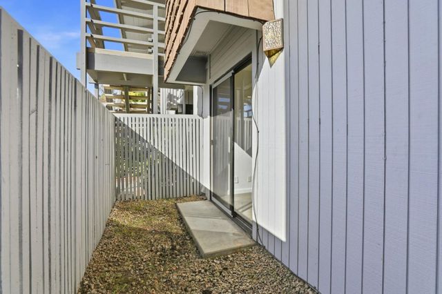 166 Kern Street 18, Salinas, CA 93905