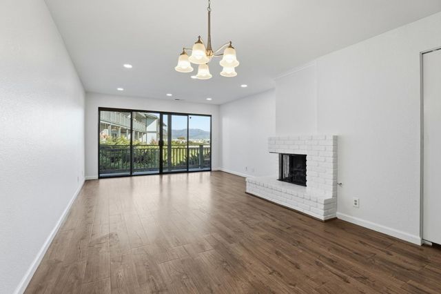 166 Kern Street 18, Salinas, CA 93905