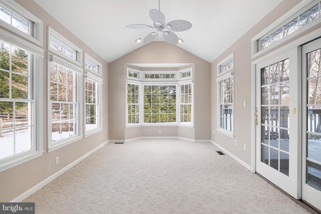 8 ARIZONA STATE DR, Newark, DE 19713