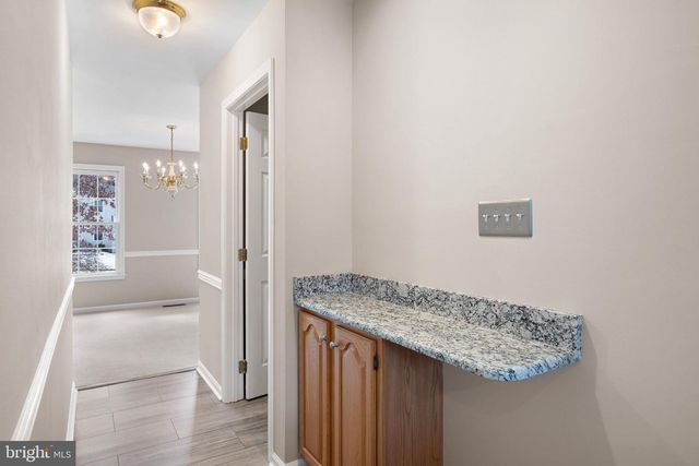 8 ARIZONA STATE DR, Newark, DE 19713