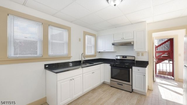 314 South Ave E 2, Westfield Town, NJ 07090