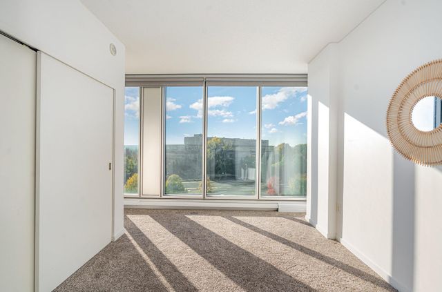 8161 33rd Avenue S 606, Bloomington, MN 55425