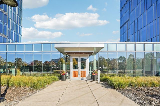 8161 33rd Avenue S 606, Bloomington, MN 55425