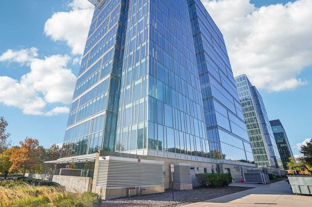 8161 33rd Avenue S 606, Bloomington, MN 55425