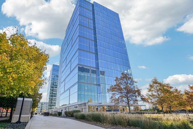 8161 33rd Avenue S 606, Bloomington, MN 55425