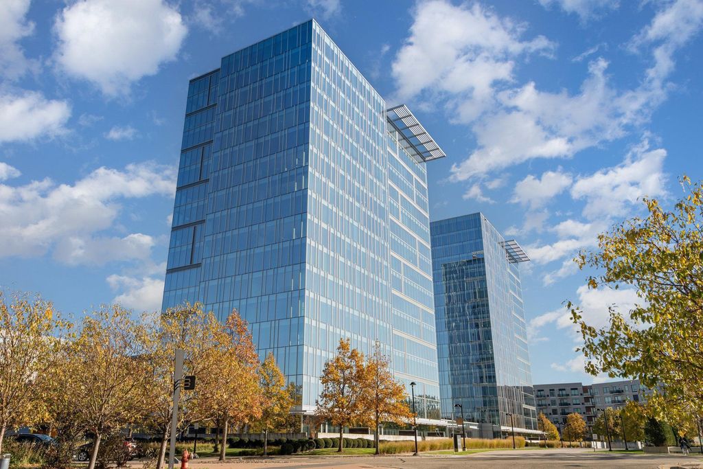 8161 33rd Avenue S 606, Bloomington, MN 55425