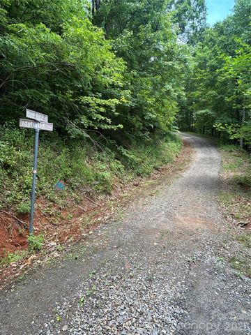 8 Carls Cove Road, Black Mountain, NC 28711