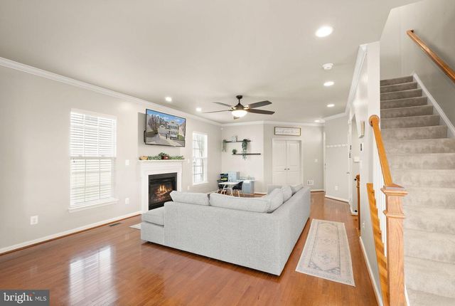 8886 SCREECH OWL CT, Gainesville, VA 20155