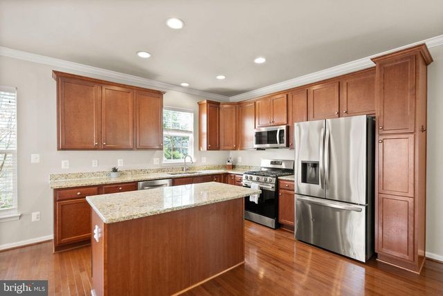 8886 SCREECH OWL CT, Gainesville, VA 20155