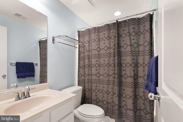 8886 SCREECH OWL CT, Gainesville, VA 20155