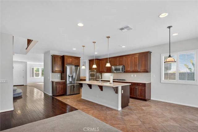 33888 Madrigal Court, Temecula, CA 92592