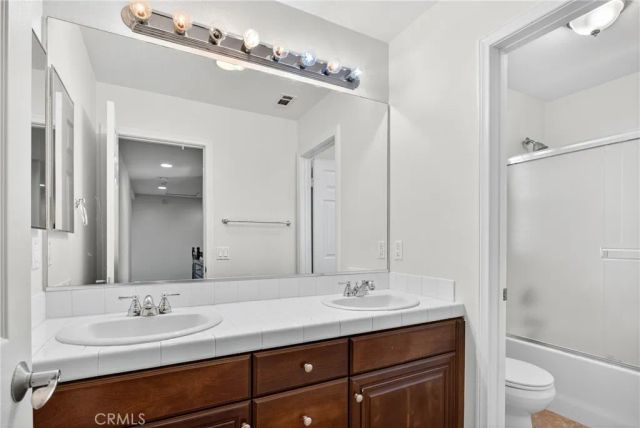 33888 Madrigal Court, Temecula, CA 92592