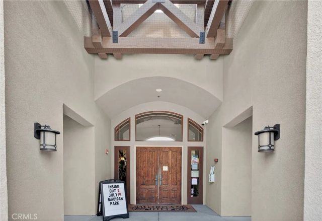 33888 Madrigal Court, Temecula, CA 92592