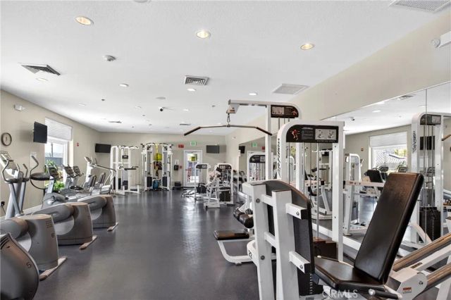 33888 Madrigal Court, Temecula, CA 92592