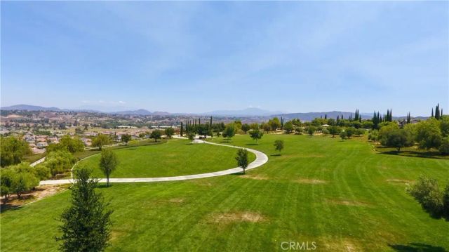 33888 Madrigal Court, Temecula, CA 92592