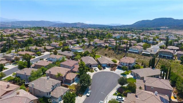 33888 Madrigal Court, Temecula, CA 92592