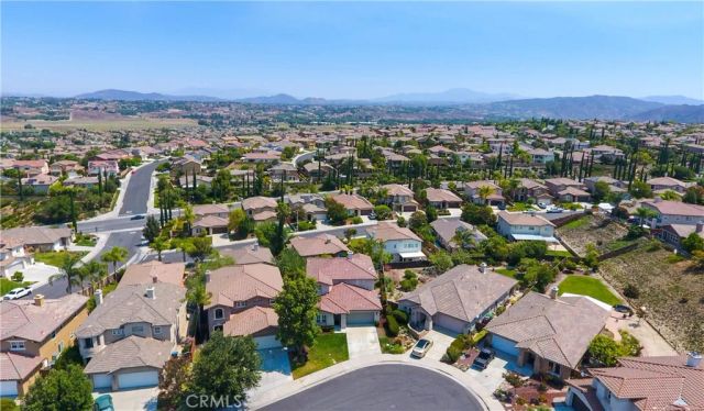 33888 Madrigal Court, Temecula, CA 92592