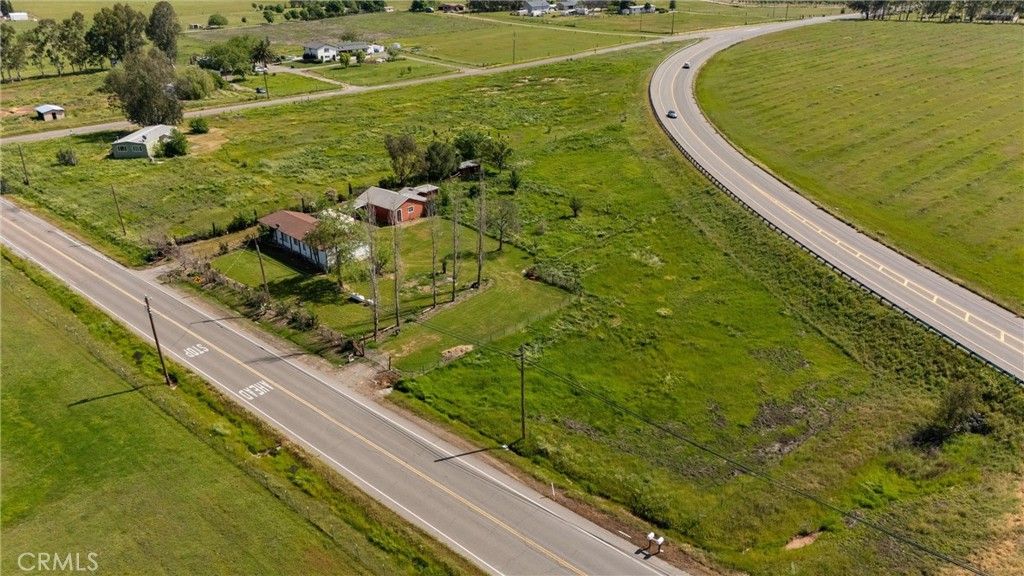 Image 44 of property listing at 24431 Hoag, Corning, CA 96021