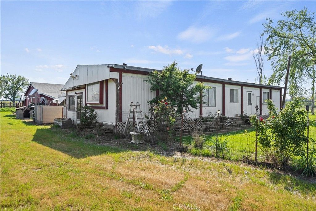 Image 8 of property listing at 24431 Hoag, Corning, CA 96021