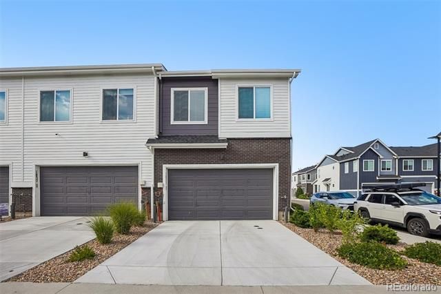 1833 S Poplar Court, Denver, CO 80224