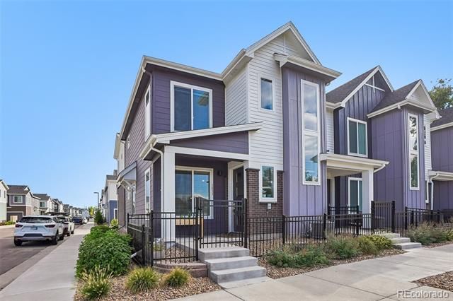 1833 S Poplar Court, Denver, CO 80224