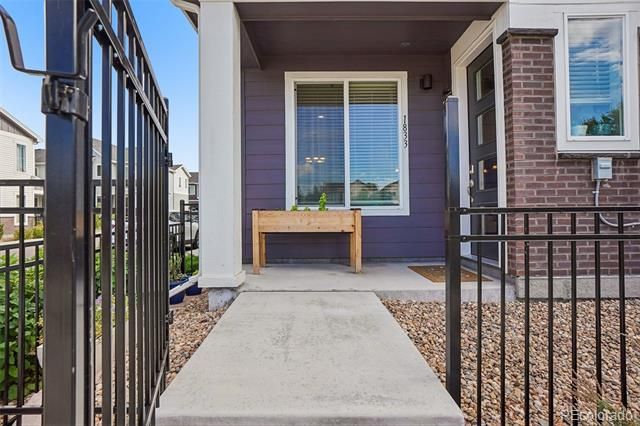 1833 S Poplar Court, Denver, CO 80224