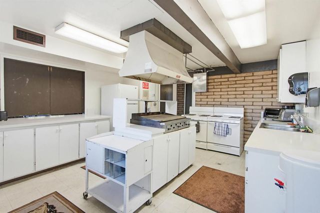 200 N El Camino Real 43, Oceanside, CA 92058