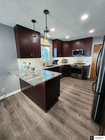 3703 Marie Street, Bellevue, NE 68147