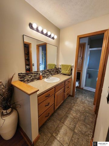 3703 Marie Street, Bellevue, NE 68147