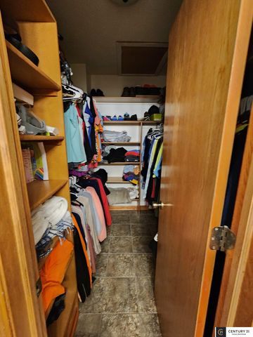 3703 Marie Street, Bellevue, NE 68147