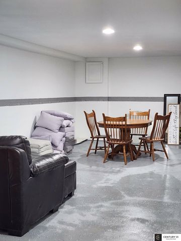 3703 Marie Street, Bellevue, NE 68147