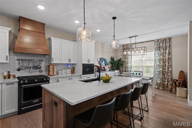 1126 Lakeland Avenue, O'fallon, IL 62269