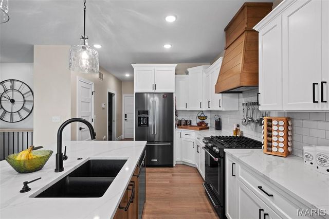 1126 Lakeland Avenue, O'fallon, IL 62269