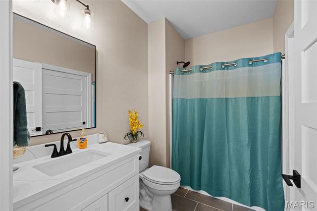 1126 Lakeland Avenue, O'fallon, IL 62269