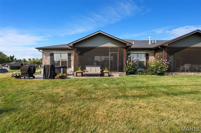 1126 Lakeland Avenue, O'fallon, IL 62269