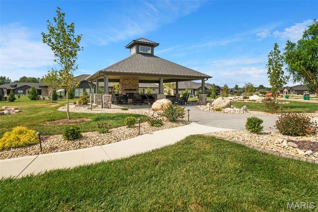 1126 Lakeland Avenue, O'fallon, IL 62269