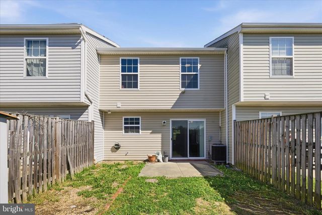 20 TOAD STOOL LN, Inwood, WV 25428