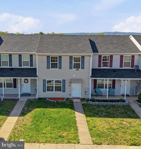 20 TOAD STOOL LN, Inwood, WV 25428