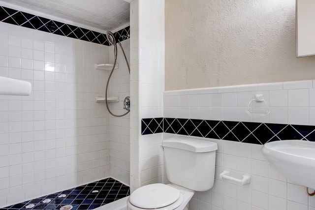 631 Valley View Drive, Allen, TX 75002