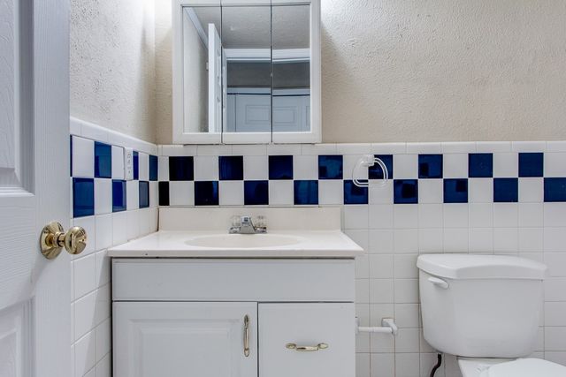 631 Valley View Drive, Allen, TX 75002