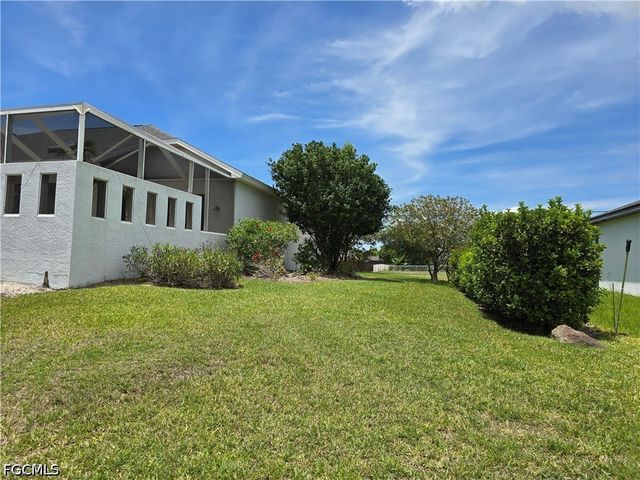 123 NW 14th AVE, Cape Coral, FL 33993